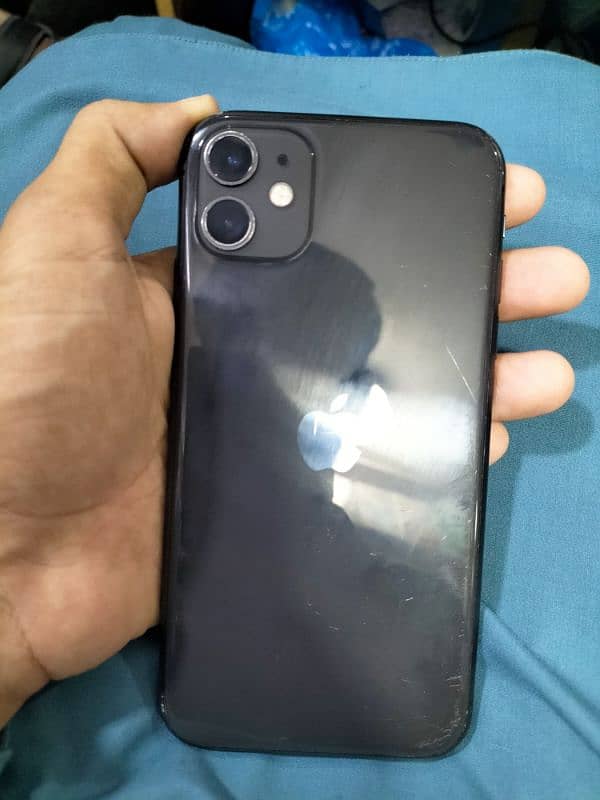 iPhone 11 64gb 9 by 10 condition all ok 3