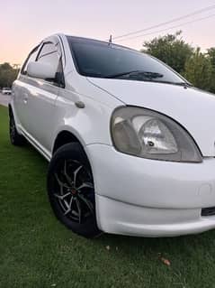 Toyota Vitz 2000