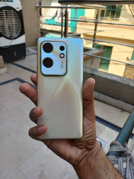 Infinix Zero 30 3