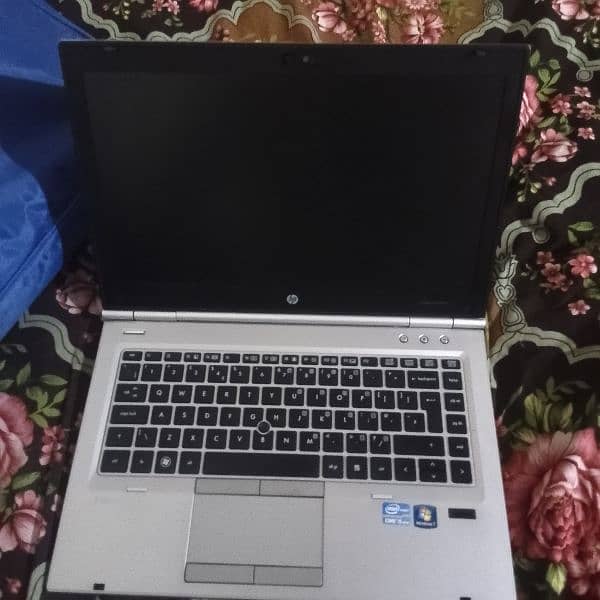 only 15 days use laptop new 5