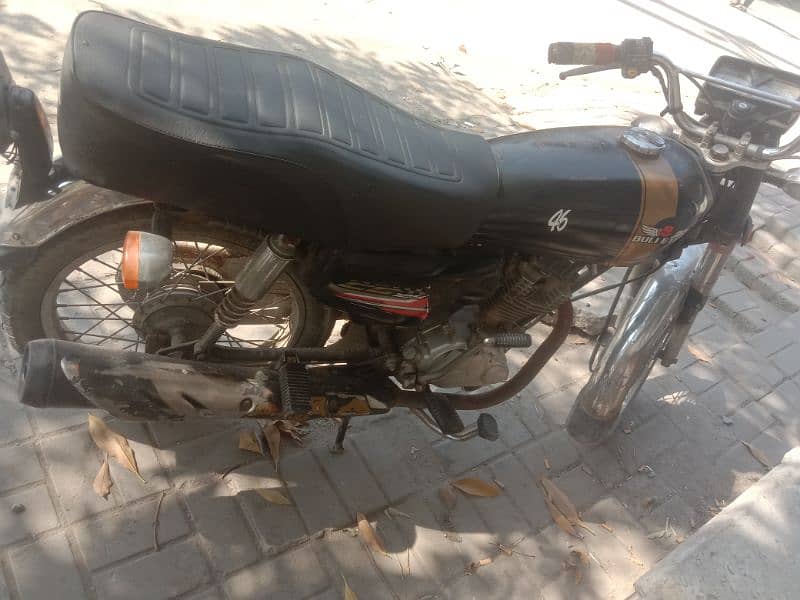 125 cc bilkul Janvan bike ha injjan bilkul pack ha 1