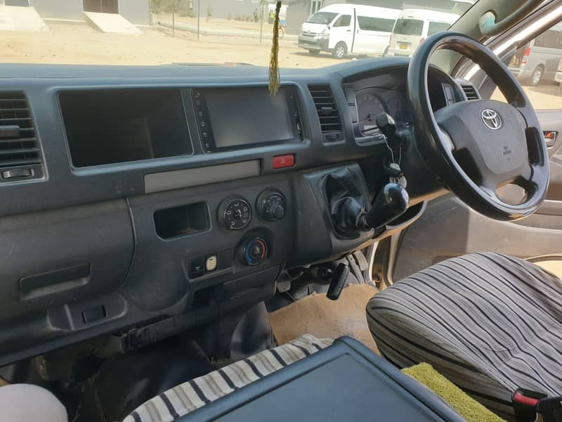 Toyota Hiace 2014 2