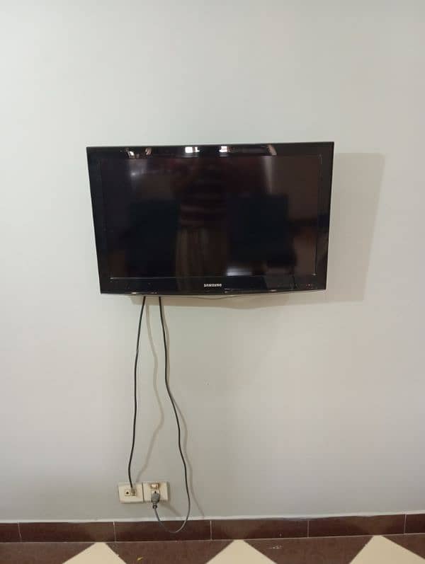 Samsung 32"  Lcd for Sale 3