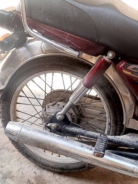 Honda 70 bilkul lush condition one hand use 1