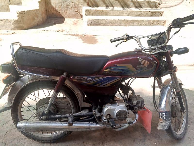 Honda 70 bilkul lush condition one hand use 3