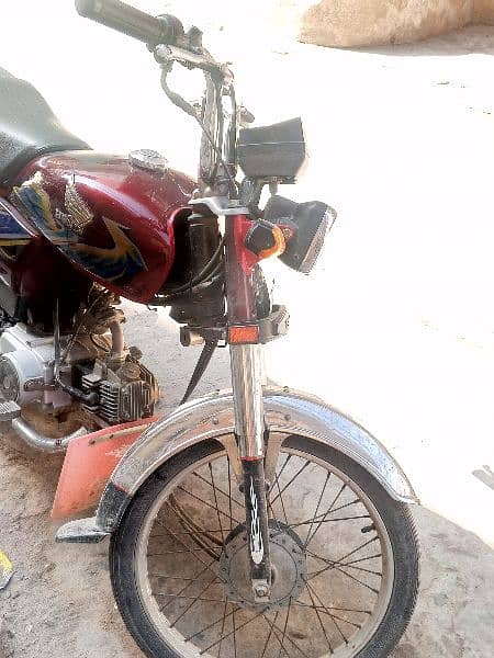 Honda 70 bilkul lush condition one hand use 4