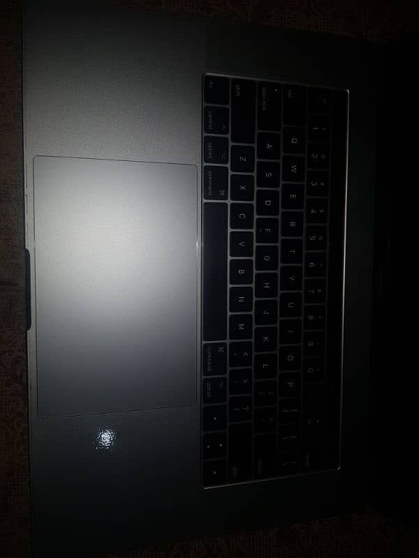 Macbook Pro 2017 15' for sale 4