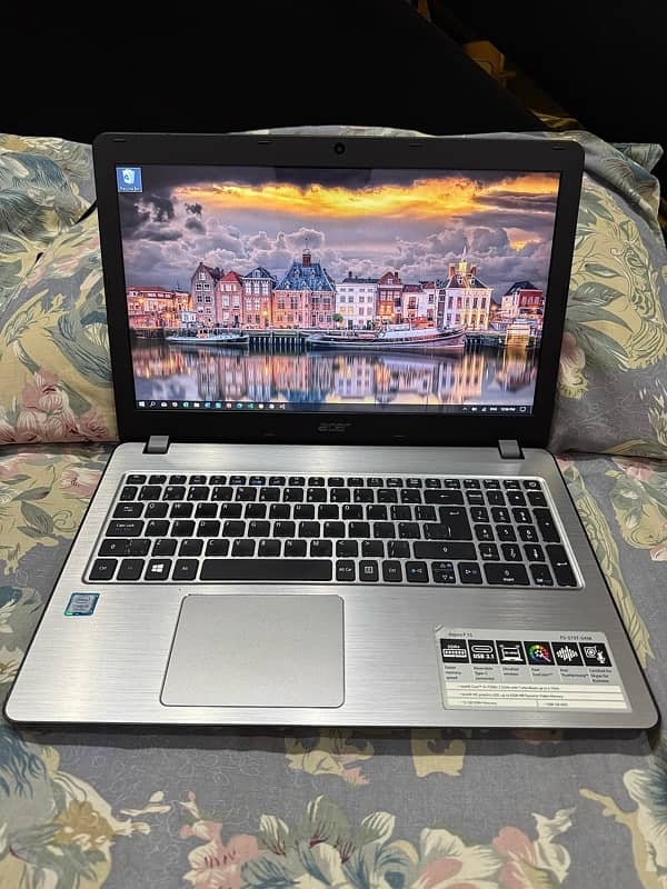 Acer Aspire F15 0