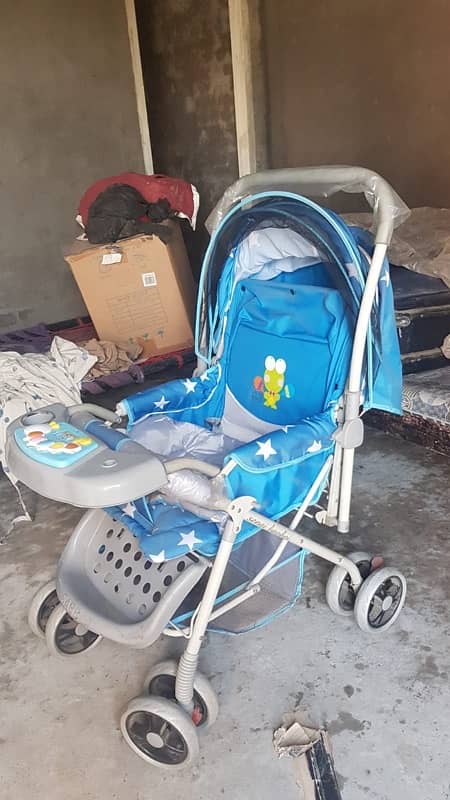 pram brand new 2