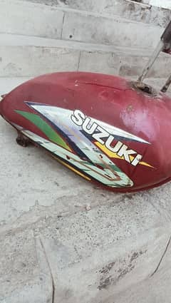 suzuki gs 150 fuel tank