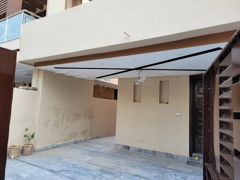 10 Marla House For Rent In Johar Block Bahria Town Lahore 0