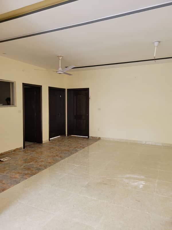 10 Marla House For Rent In Johar Block Bahria Town Lahore 3