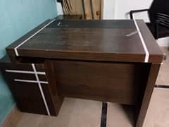 all office related furniture available in reasonable price 0