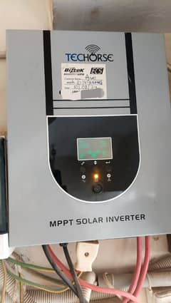 1kw inverter with 2 330w plates and L2 stand 0