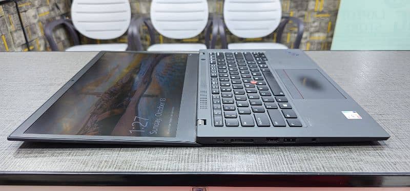 Lenovo ThinkPad T14 S Core i7 11th generation 9