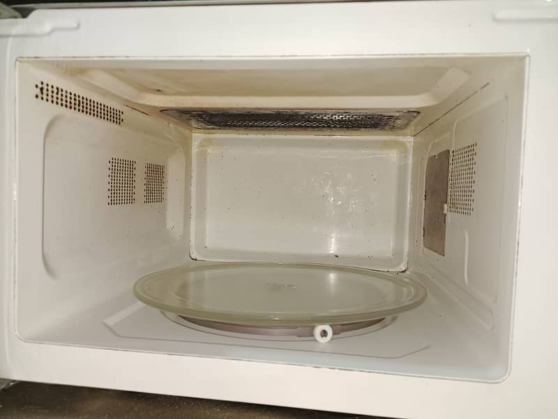 Haier Microwave Oven 2