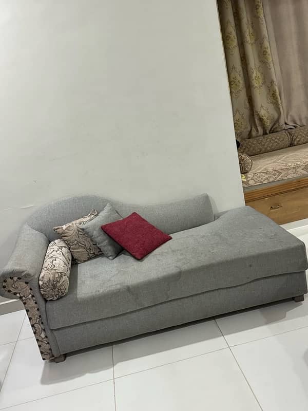 7 Seaters Sofa set with Dewaan 5