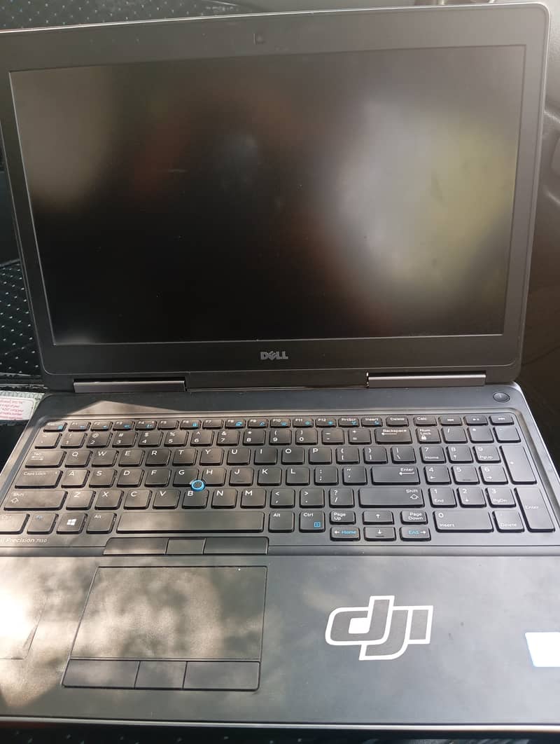 Dell Precision 5510 work station 0