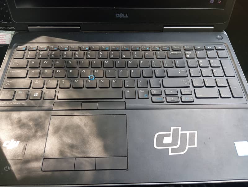 Dell Precision 5510 work station 2