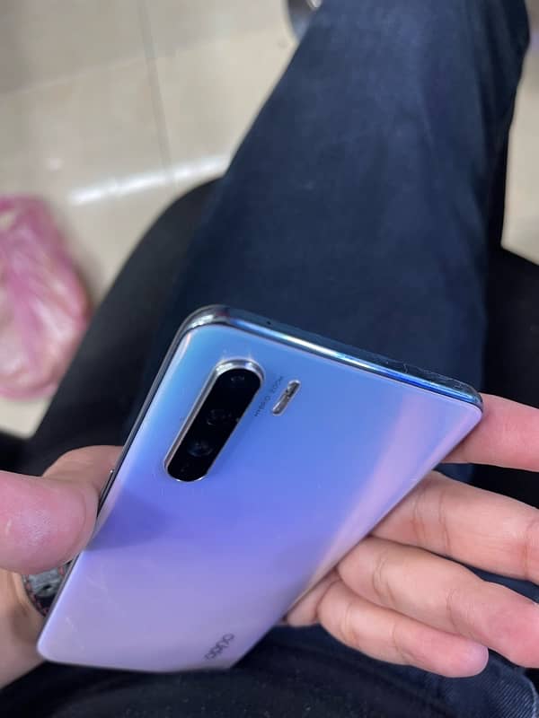 Oppo Reno3 8/128 4