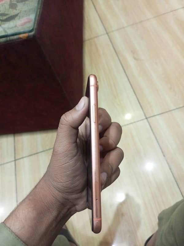 Iphone Xr for sale 3