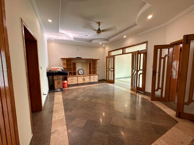 10 Marla House For Sale In New Shaheen Block Bahria Town Lahore 11