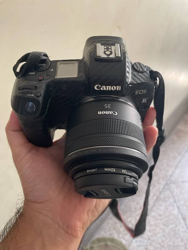 Eos R like new (body) 3