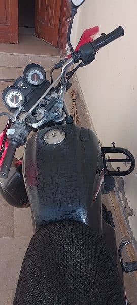 Yamaha YBz 125 black color first owner name for sale 8