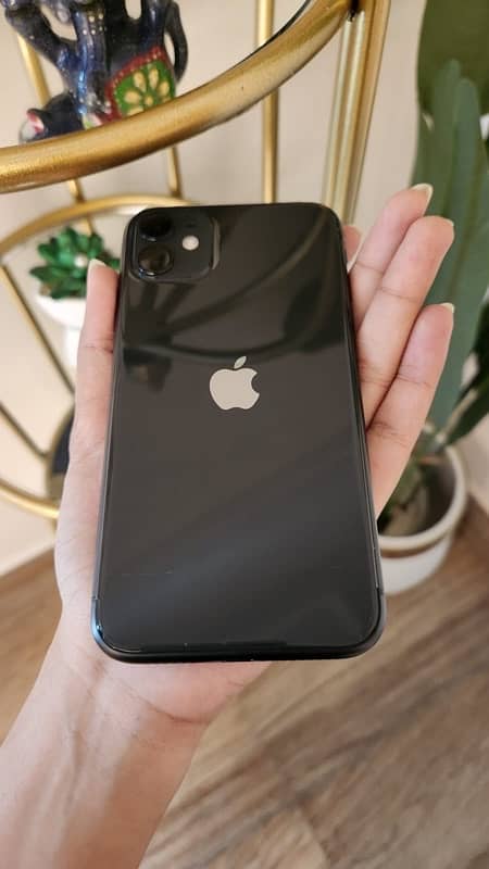 Iphone 11 64 GB Apple Care Warranty Available 2