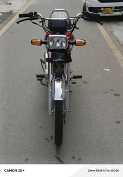 Honda CD70 0