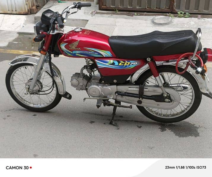 Honda CD70 3