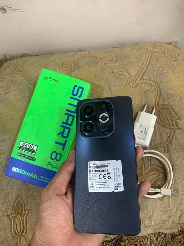 infinix smart 8puls complete box charger 8/64GB 5