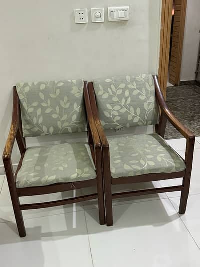 2 Chairs Set