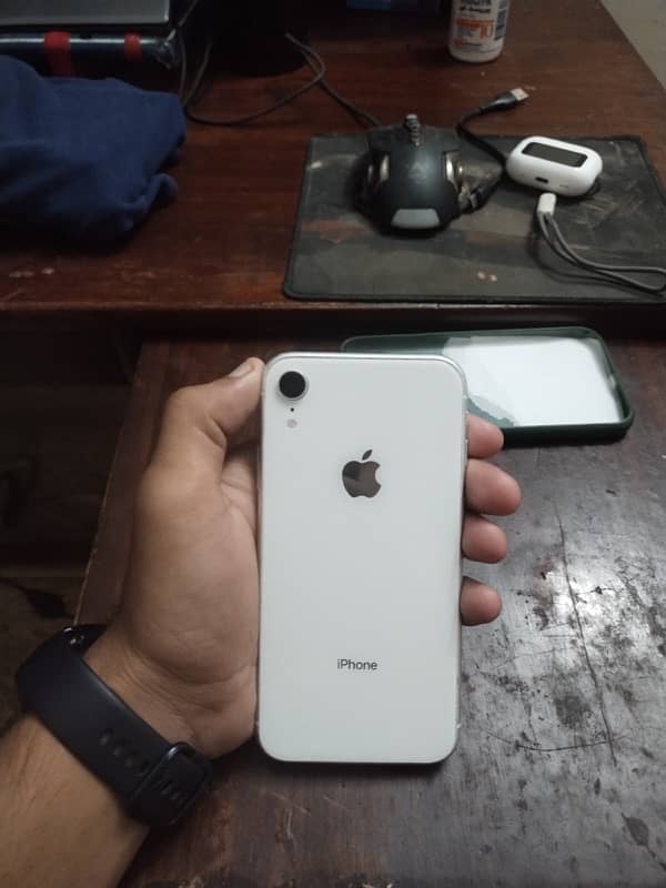 iPhone Xr 64 gb non pta 3