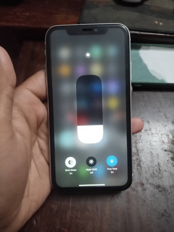 iPhone Xr 64 gb non pta 4