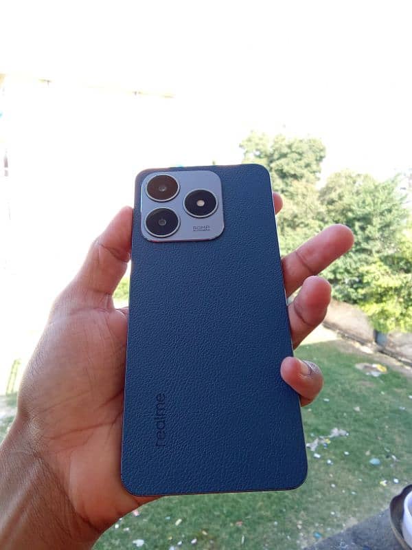 realme c63 0