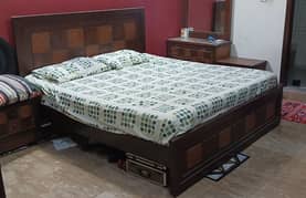 Bed Room Furniture Set