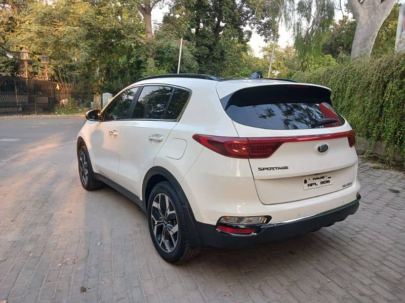 KIA Sportage 2023 5