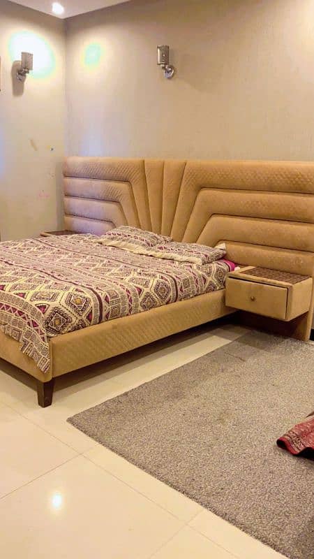 King size bed for sale 0