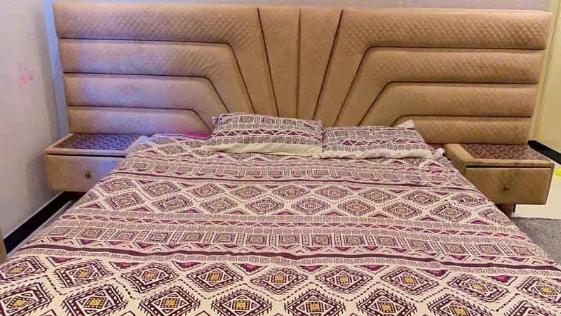 King size bed for sale 3