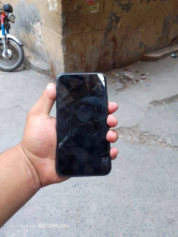 Apple iphone 11 Non PTA JV 5