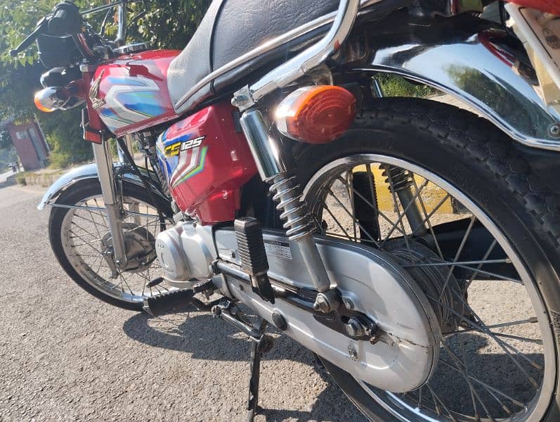 Honda 125 2022 model full lush condition 8