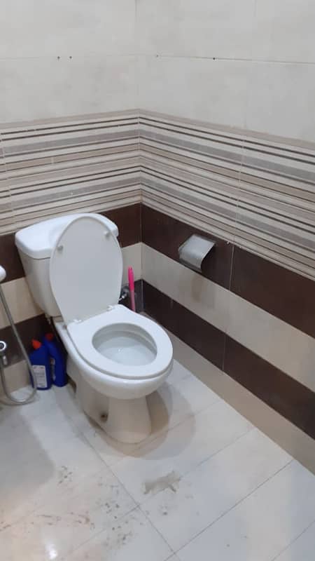 5 Marla Upper Portion With Gas Available For Rent In Sector D Bahria Town Lahore 4