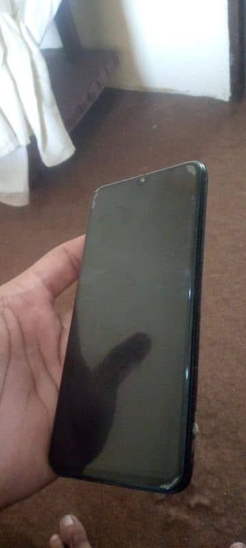 vivo y33s 8/128 gb pta aprvd exchange possible 03234178197 3