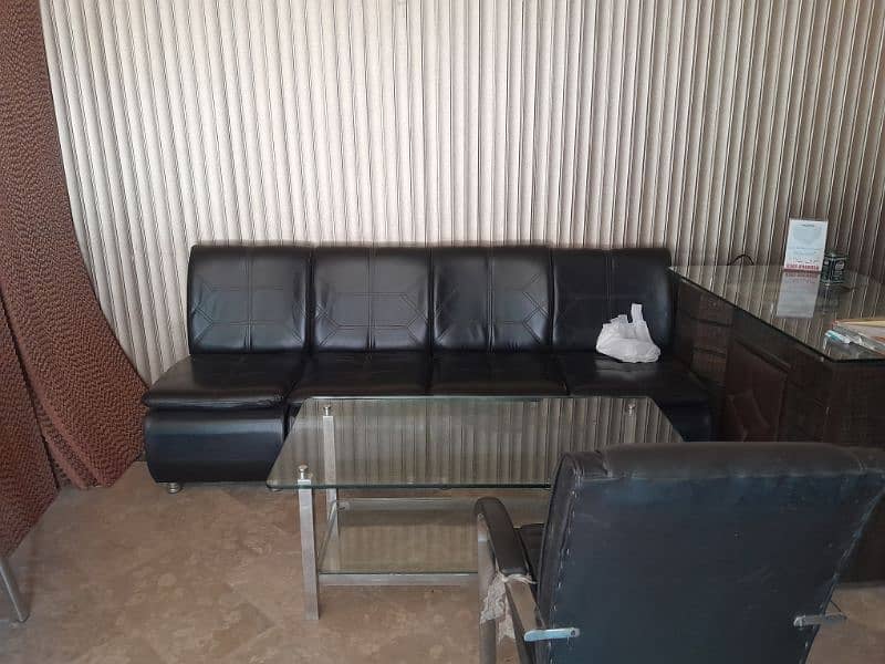 chiar table  computer sofa for sale good  condition 2