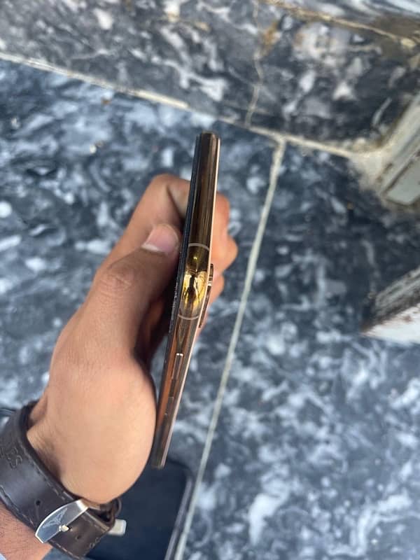 iphone xs max jv 64 GB 03480551096 watsapp 4