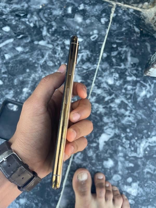 iphone xs max jv 64 GB 03480551096 watsapp 7