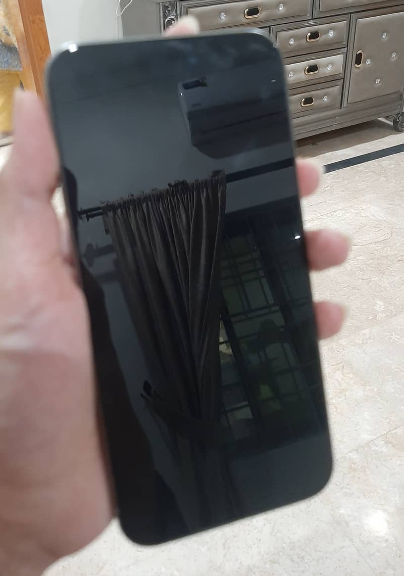 iphone 15 Pro max, pta approved 3