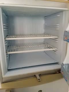 pel medium size refrigerator. 0