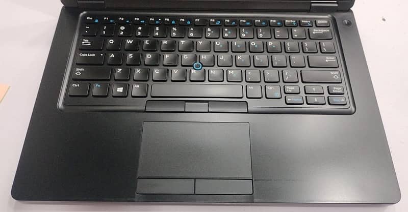 DELL LATITUDE 5490 0